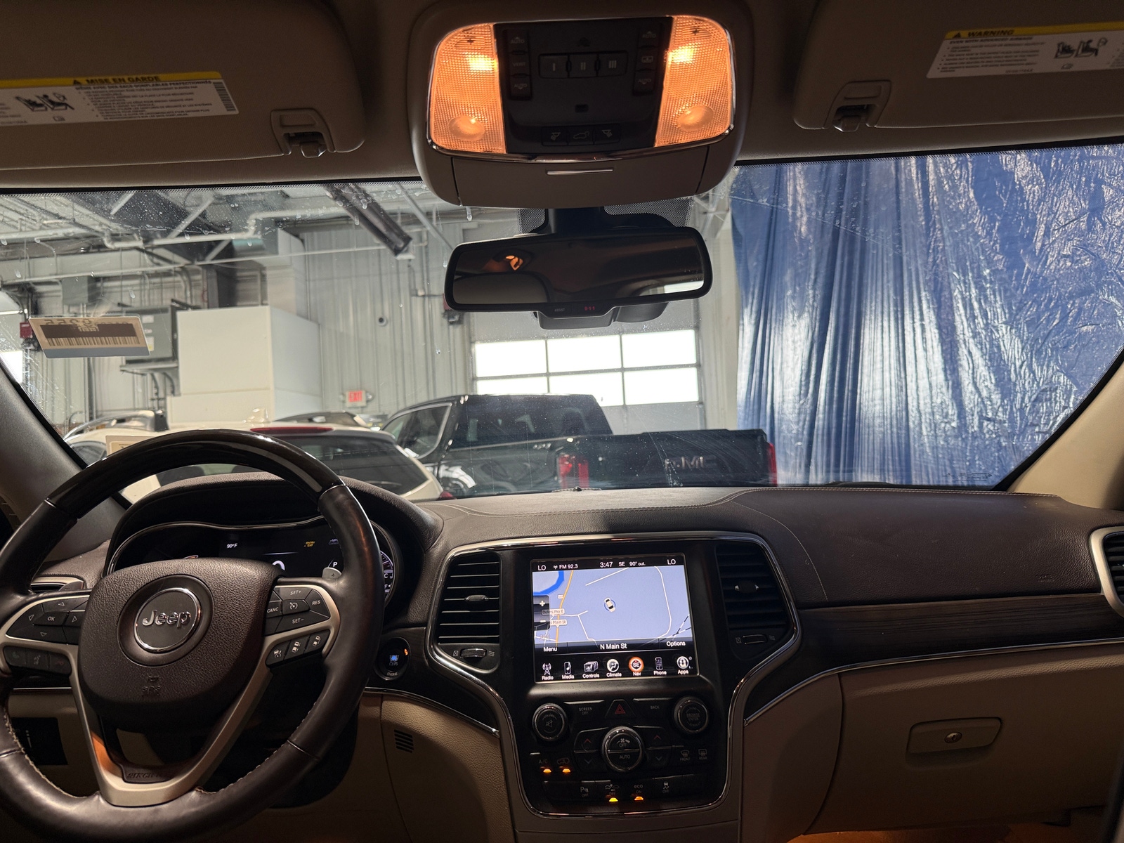 Thumbnail: 2015 Jeep Grand Cherokee - 2
