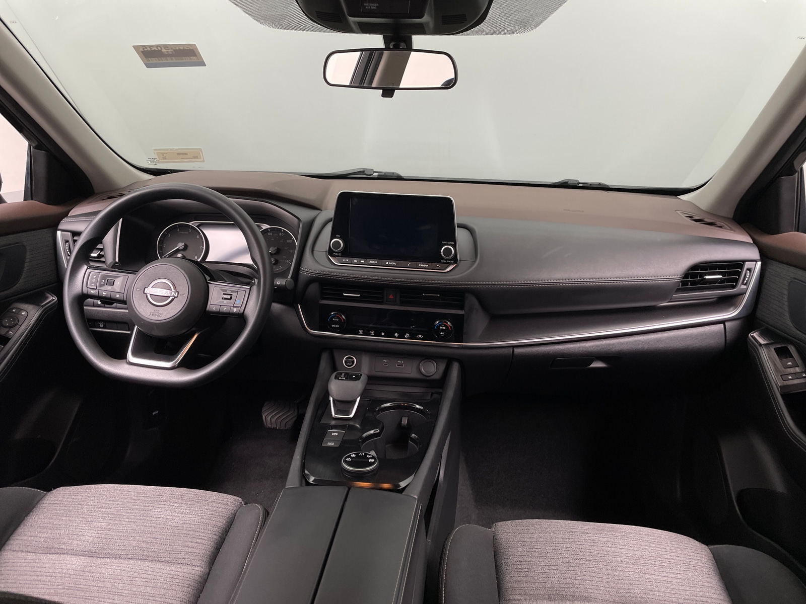 Thumbnail: 2023 Nissan Rogue - 3