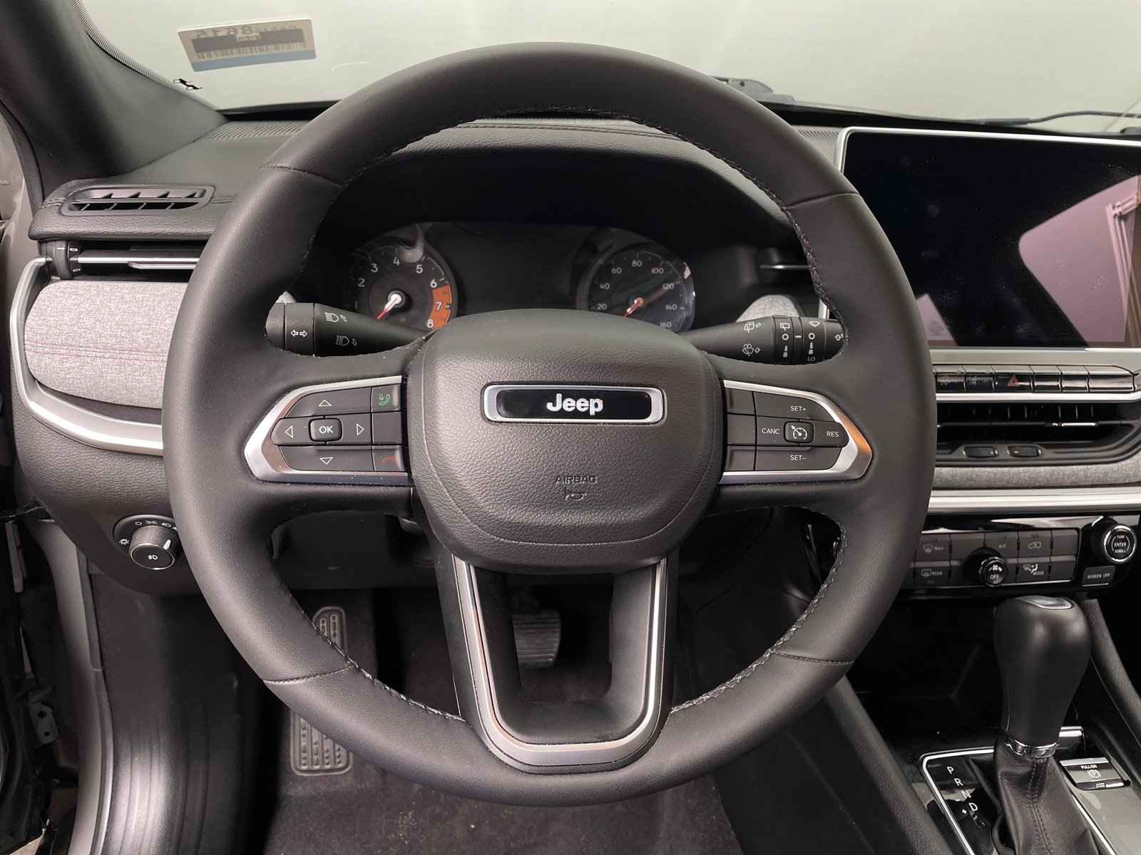 Thumbnail: 2023 Jeep Compass - 4
