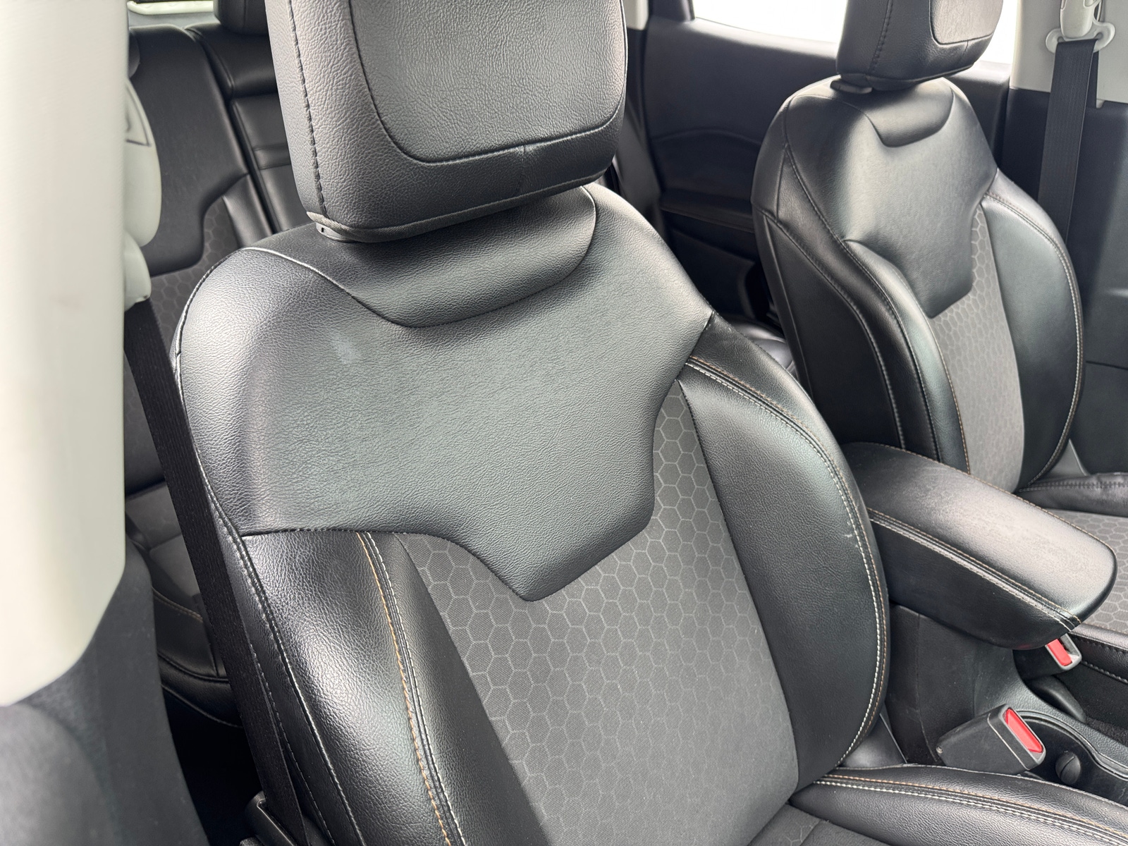 Thumbnail: 2019 Jeep Compass - 2