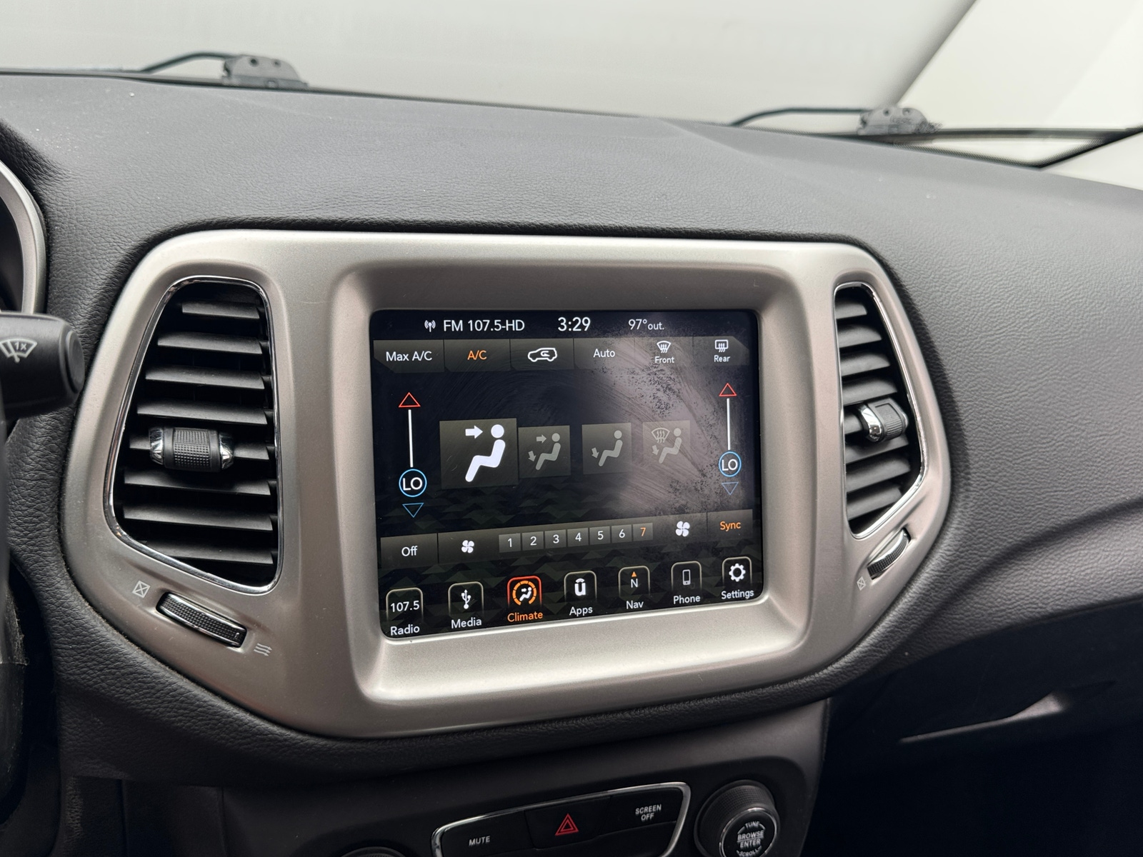 Thumbnail: 2019 Jeep Compass - 4
