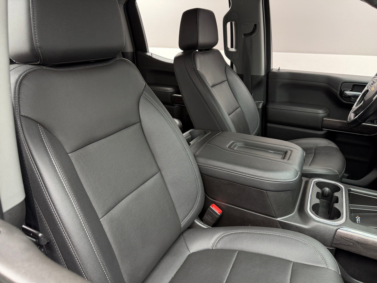 Thumbnail: 2021 Chevrolet Silverado 1500 - 2