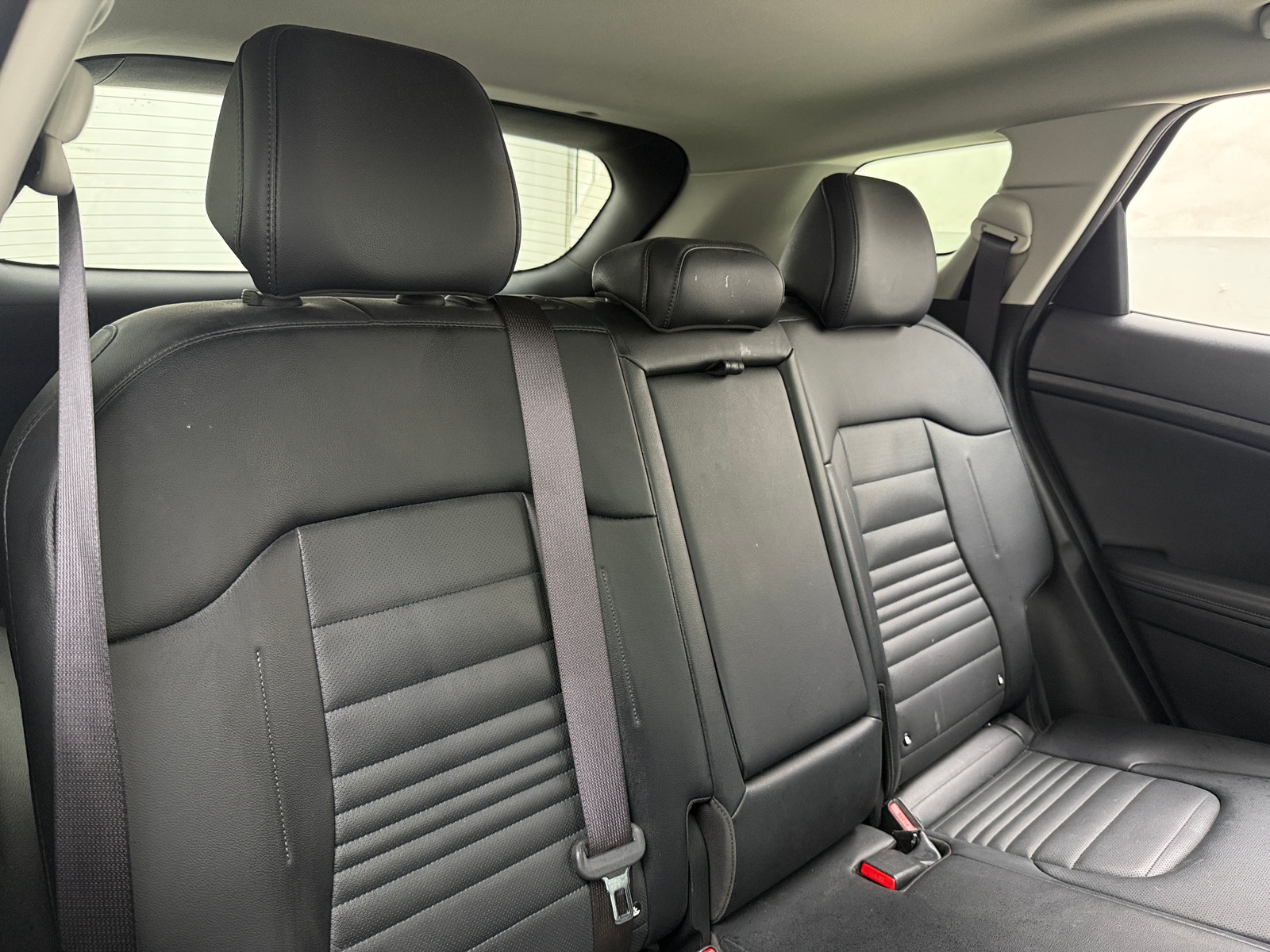 Thumbnail: 2023 Kia Sportage - 5