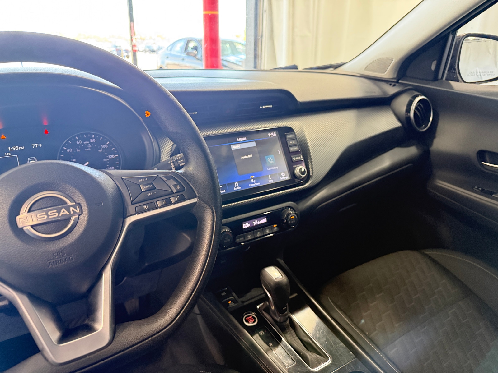 Thumbnail: 2022 Nissan Kicks - 4