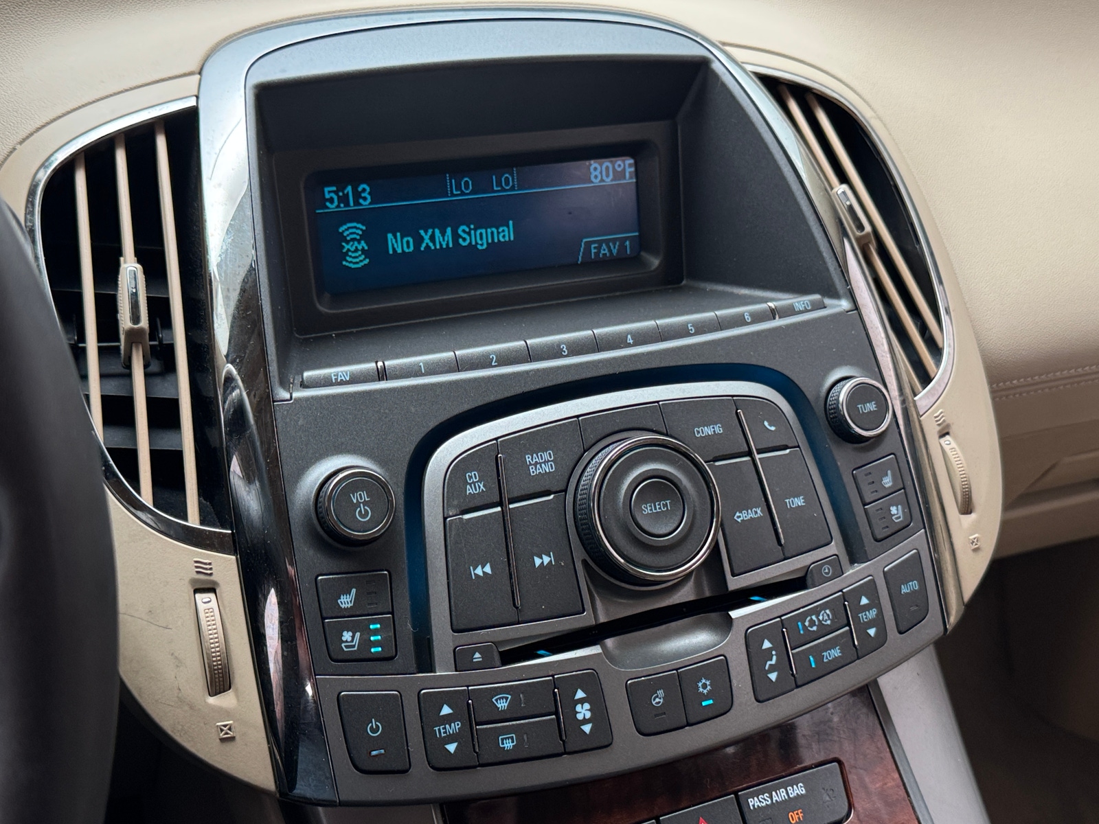 Thumbnail: 2011 Buick LaCrosse - 3