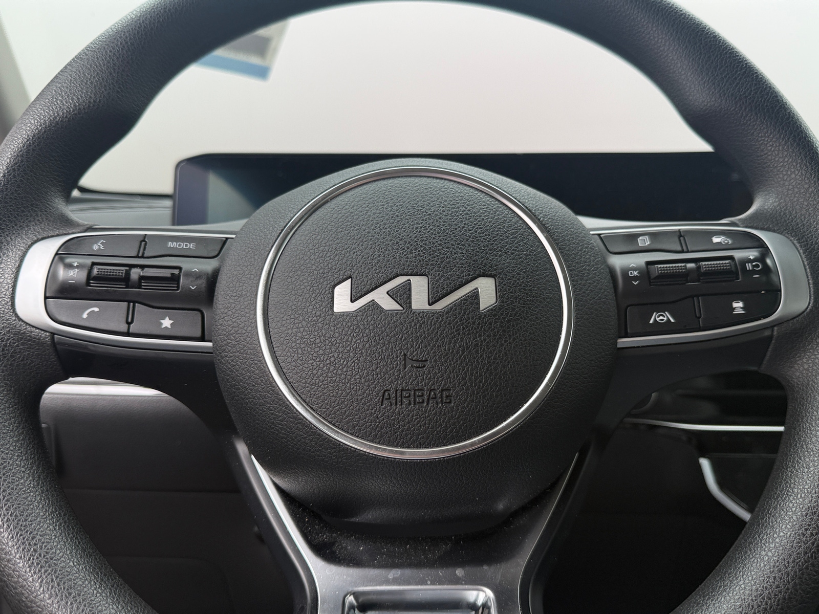 Thumbnail: 2025 Kia K5 - 5