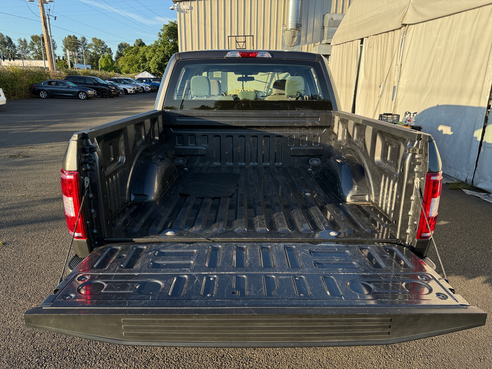 Thumbnail: 2019 Ford Econoline - 7