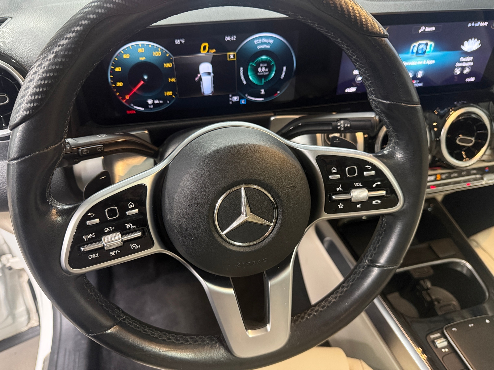 Thumbnail: 2022 Mercedes-Benz GLB - 5