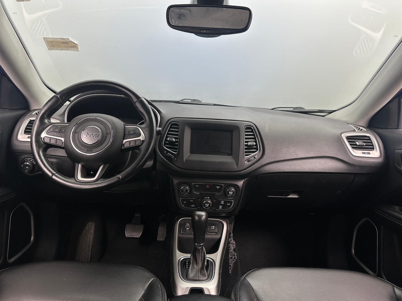 Thumbnail: 2019 Jeep Compass - 3
