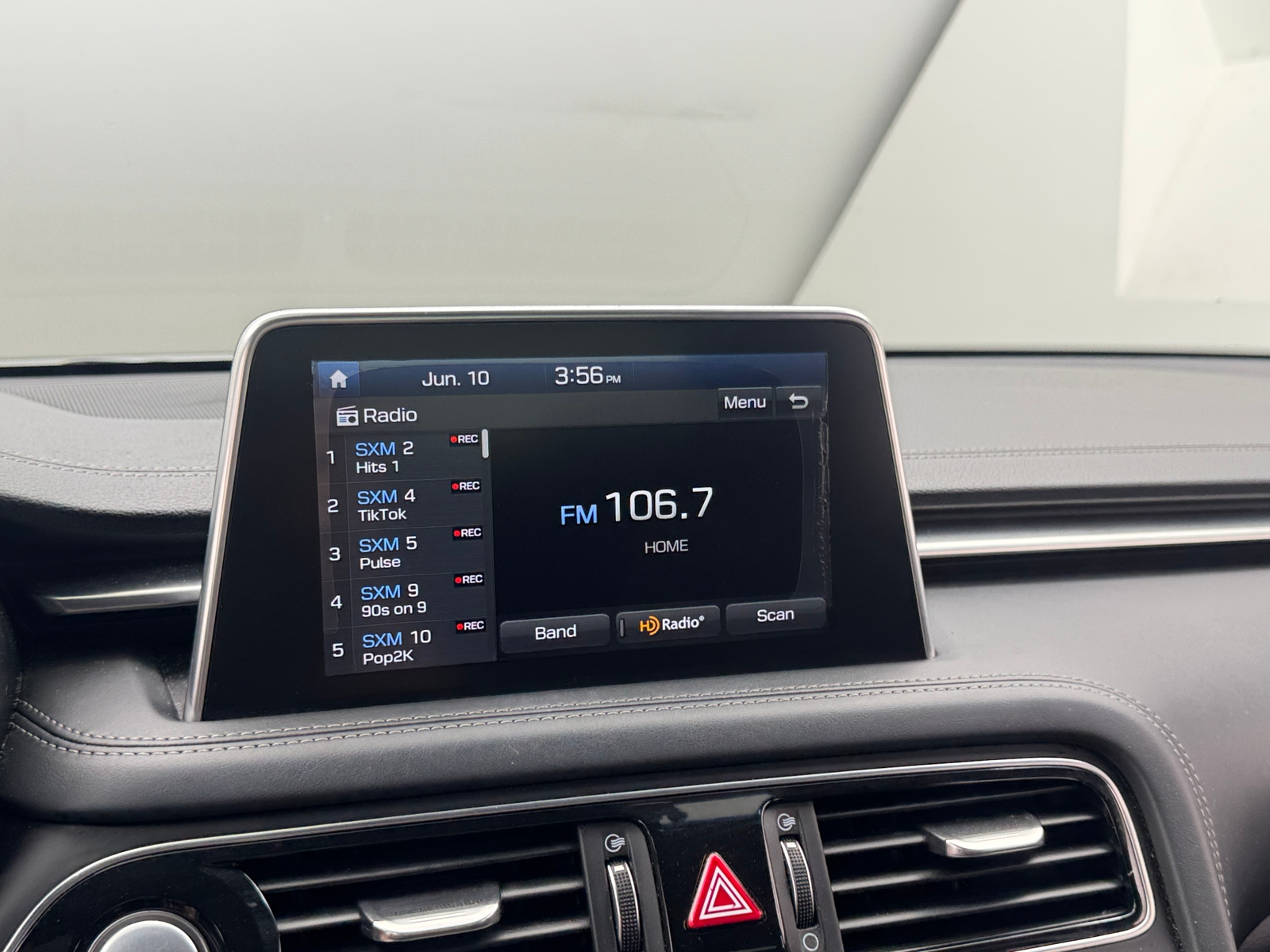 Thumbnail: 2019 Genesis G70 - 3