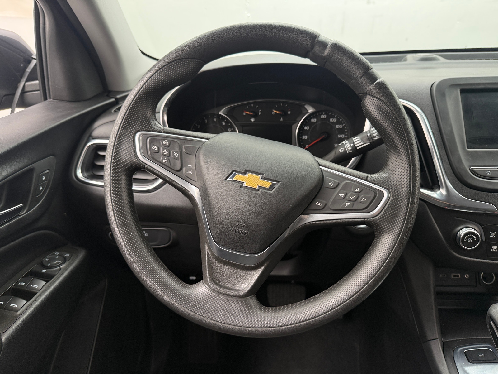 Thumbnail: 2023 Chevrolet Equinox - 5