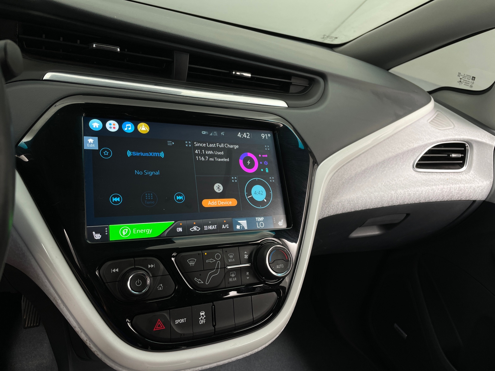 Thumbnail: 2020 Chevrolet Bolt EV - 3