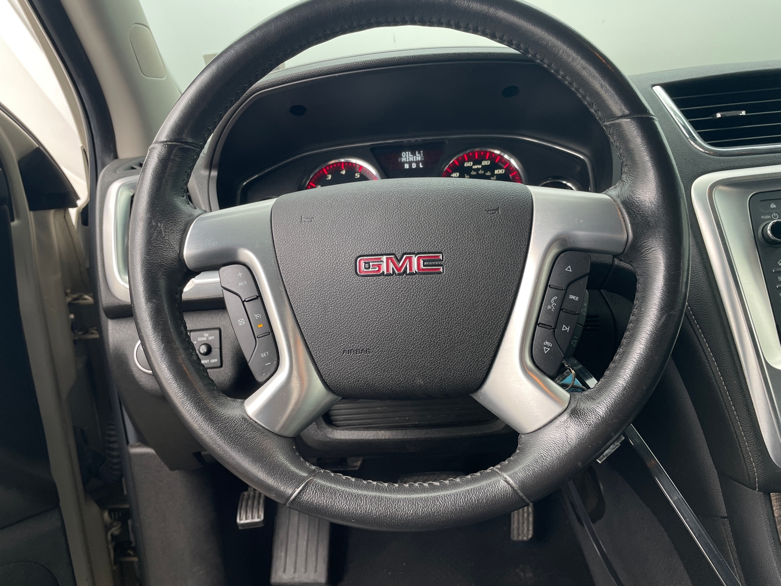Thumbnail: 2015 GMC Acadia - 4