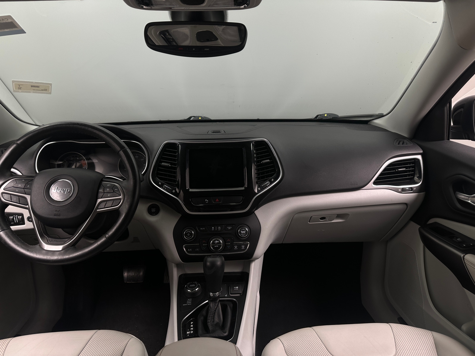 Thumbnail: 2019 Jeep Cherokee - 2
