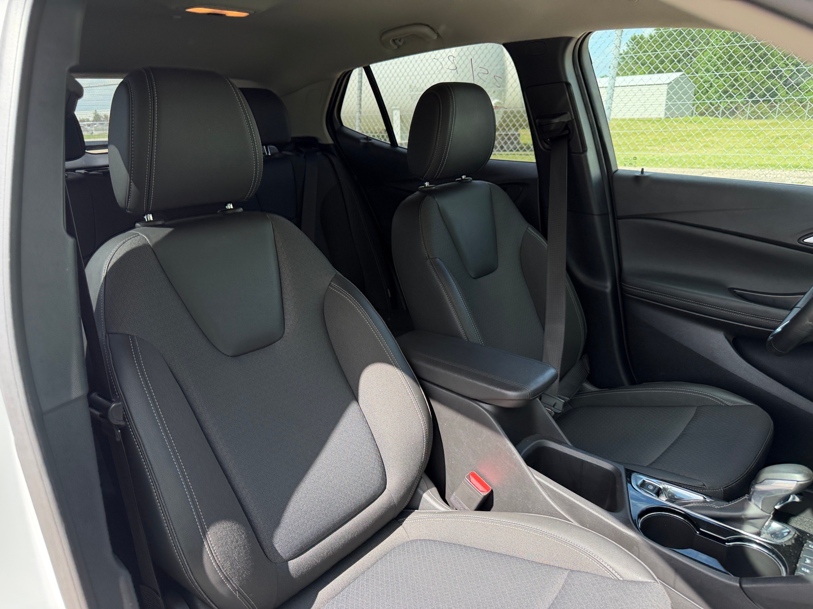 Thumbnail: 2025 Buick Encore GX - 2