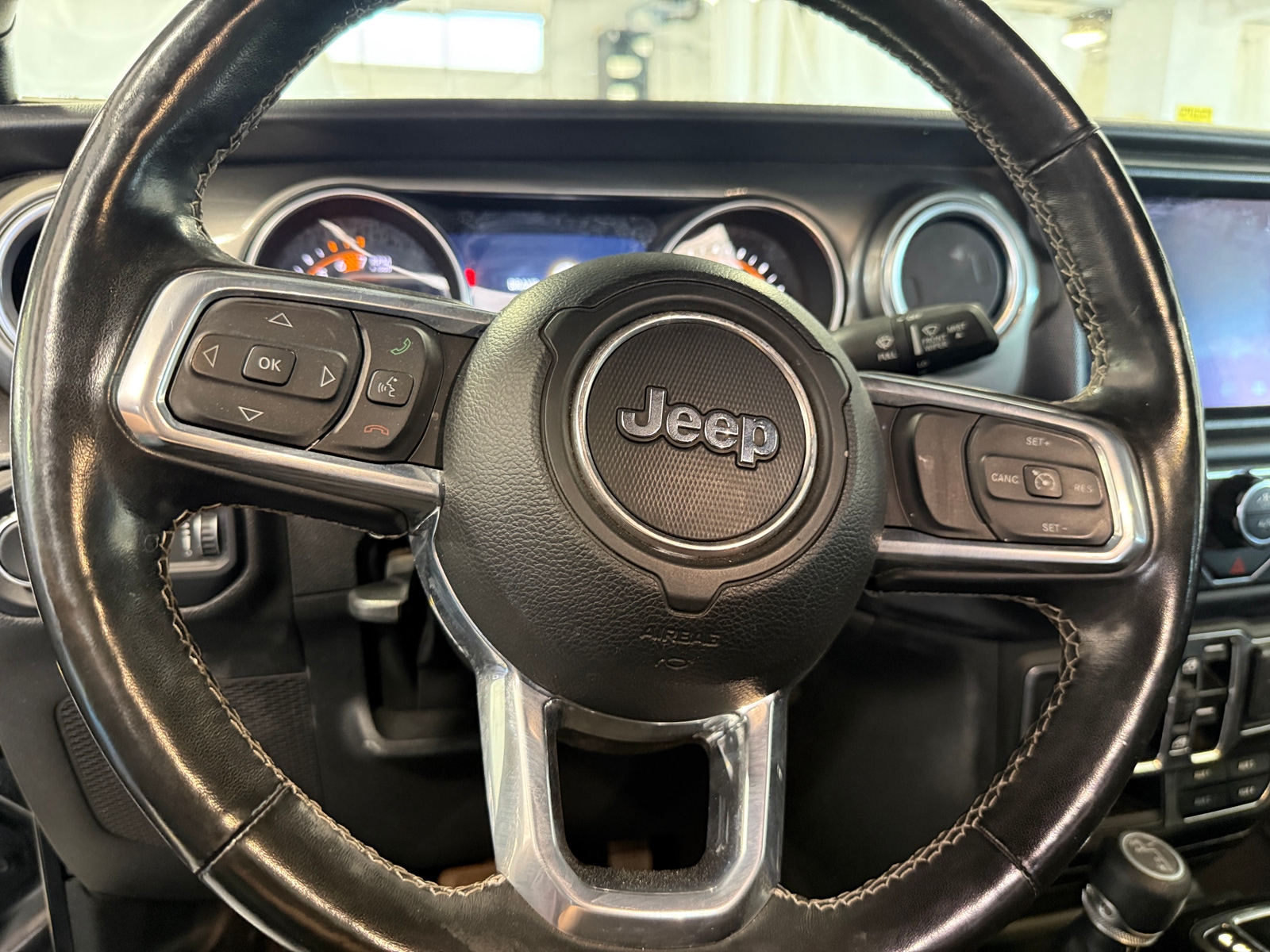 Thumbnail: 2023 Jeep Wrangler - 5