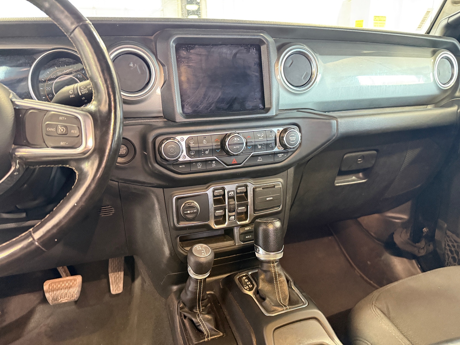 Thumbnail: 2023 Jeep Wrangler - 4