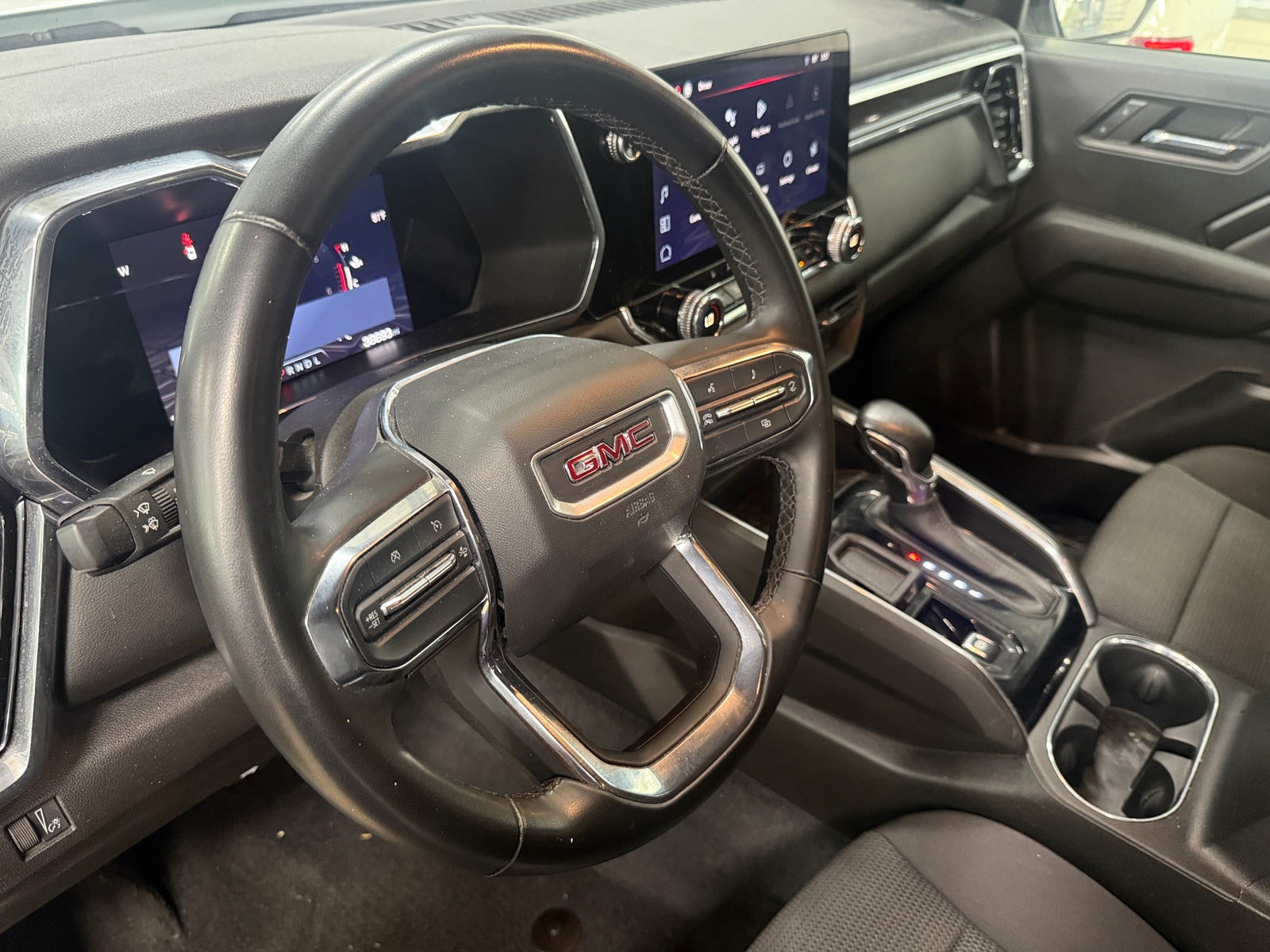 Thumbnail: 2023 GMC Canyon - 5