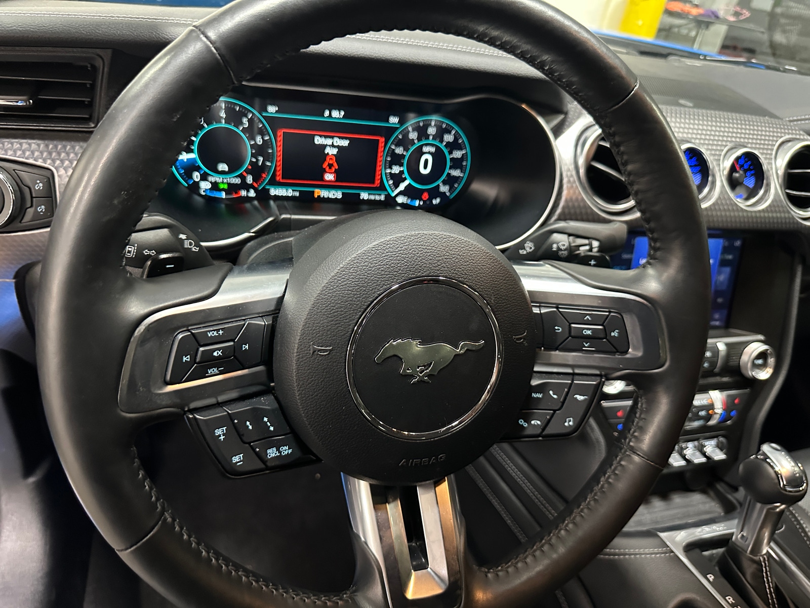 Thumbnail: 2022 Ford Mustang - 3