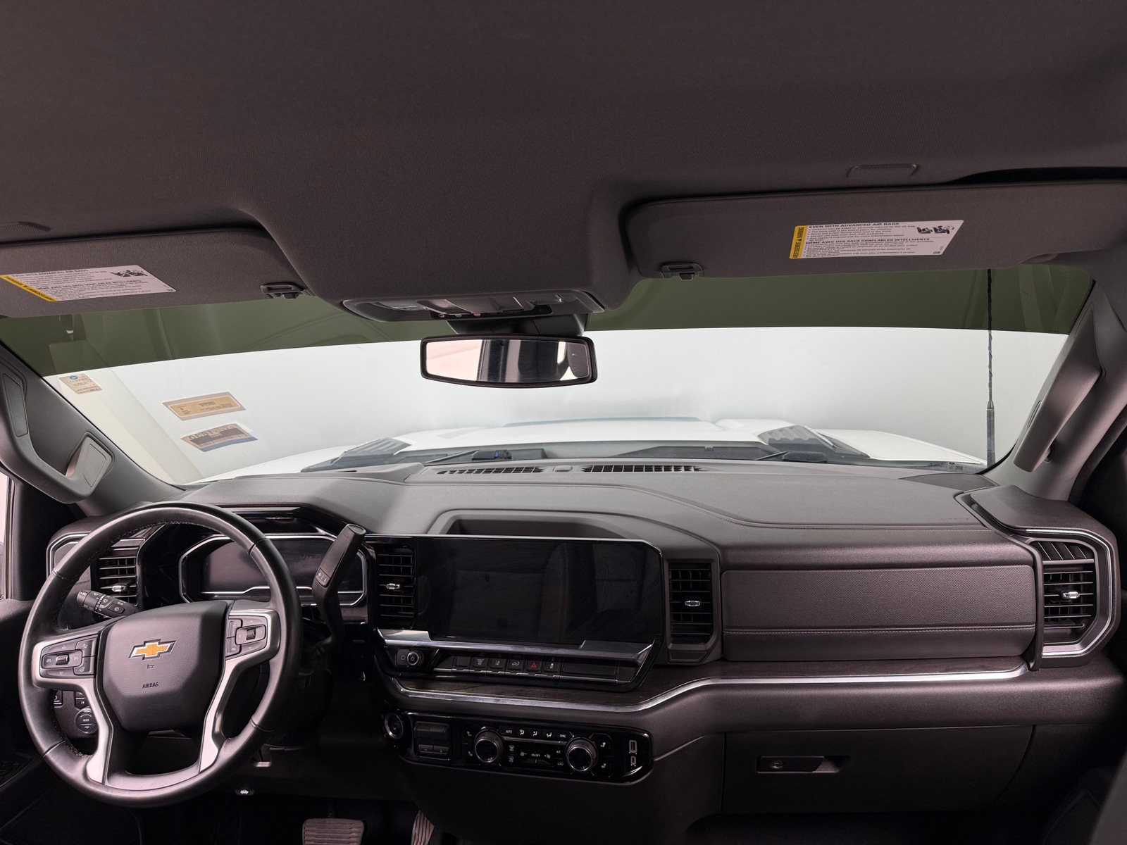 Thumbnail: 2024 Chevrolet Silverado 2500 - 3