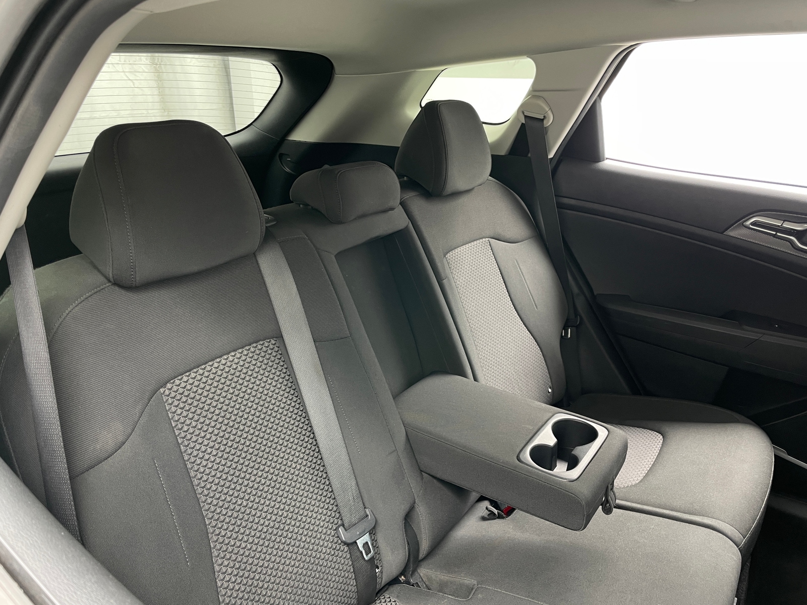 Thumbnail: 2023 Kia Sportage - 6