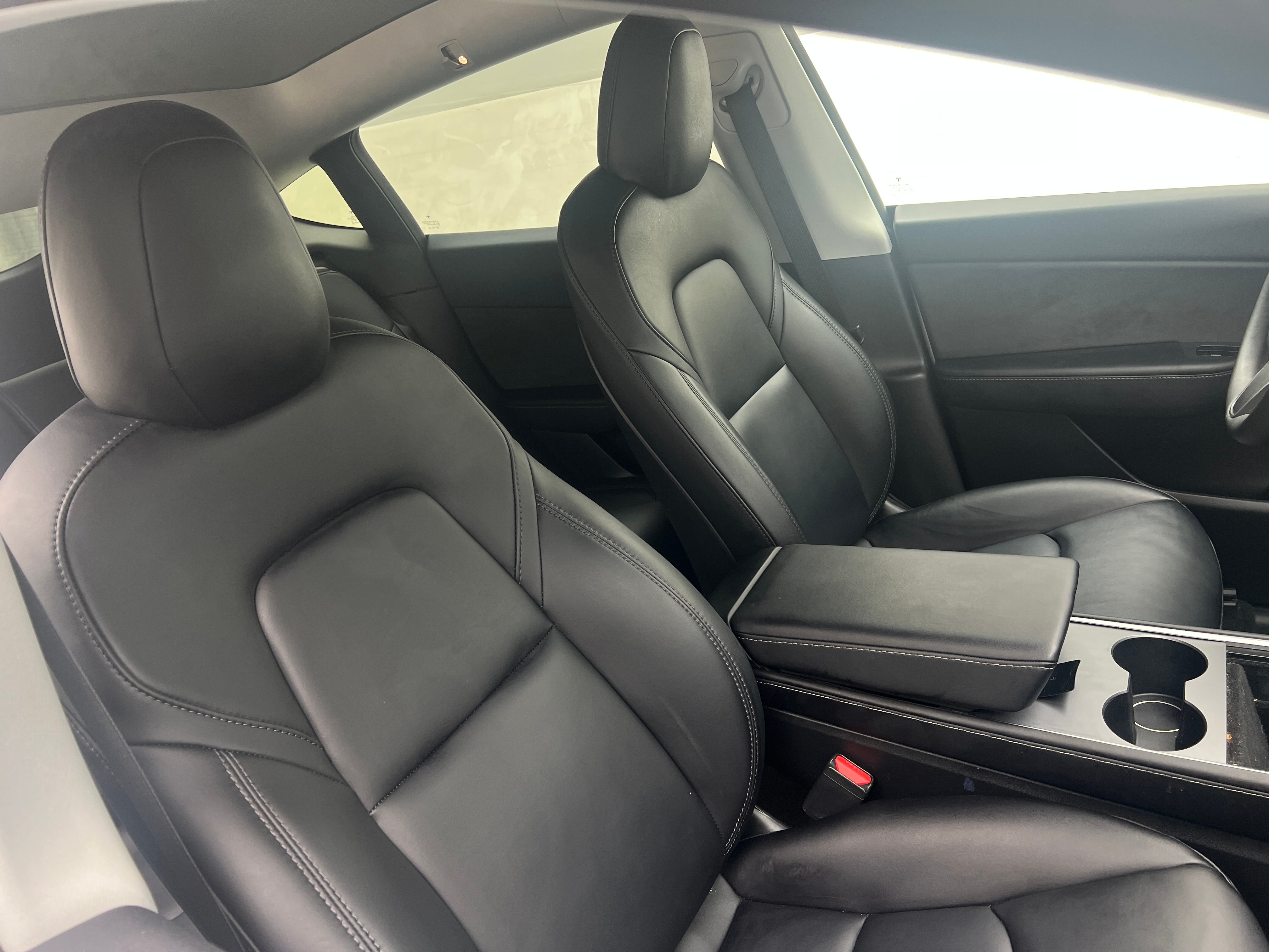 2021 Tesla Model Y Long Range - Photo 9