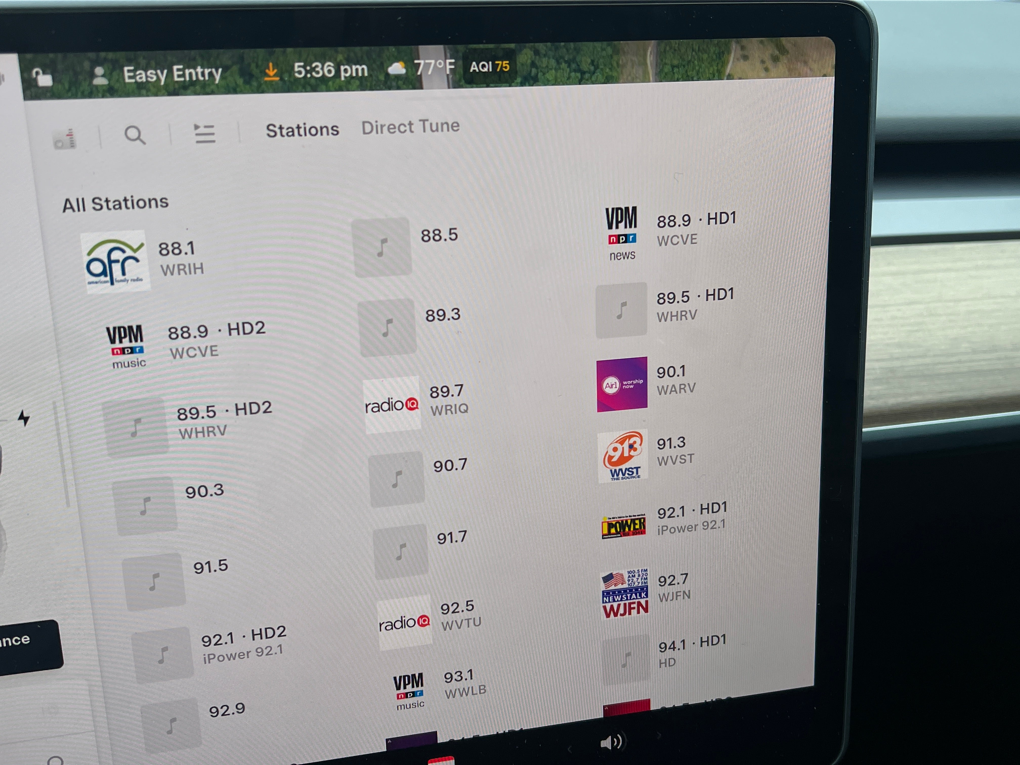 2021 Tesla Model Y Long Range - Photo 11