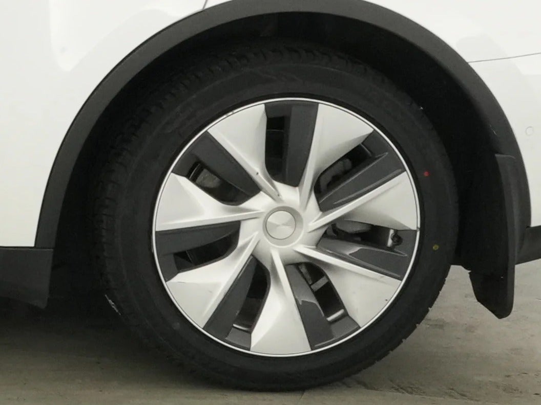 2021 Tesla Model Y Long Range - Photo 23