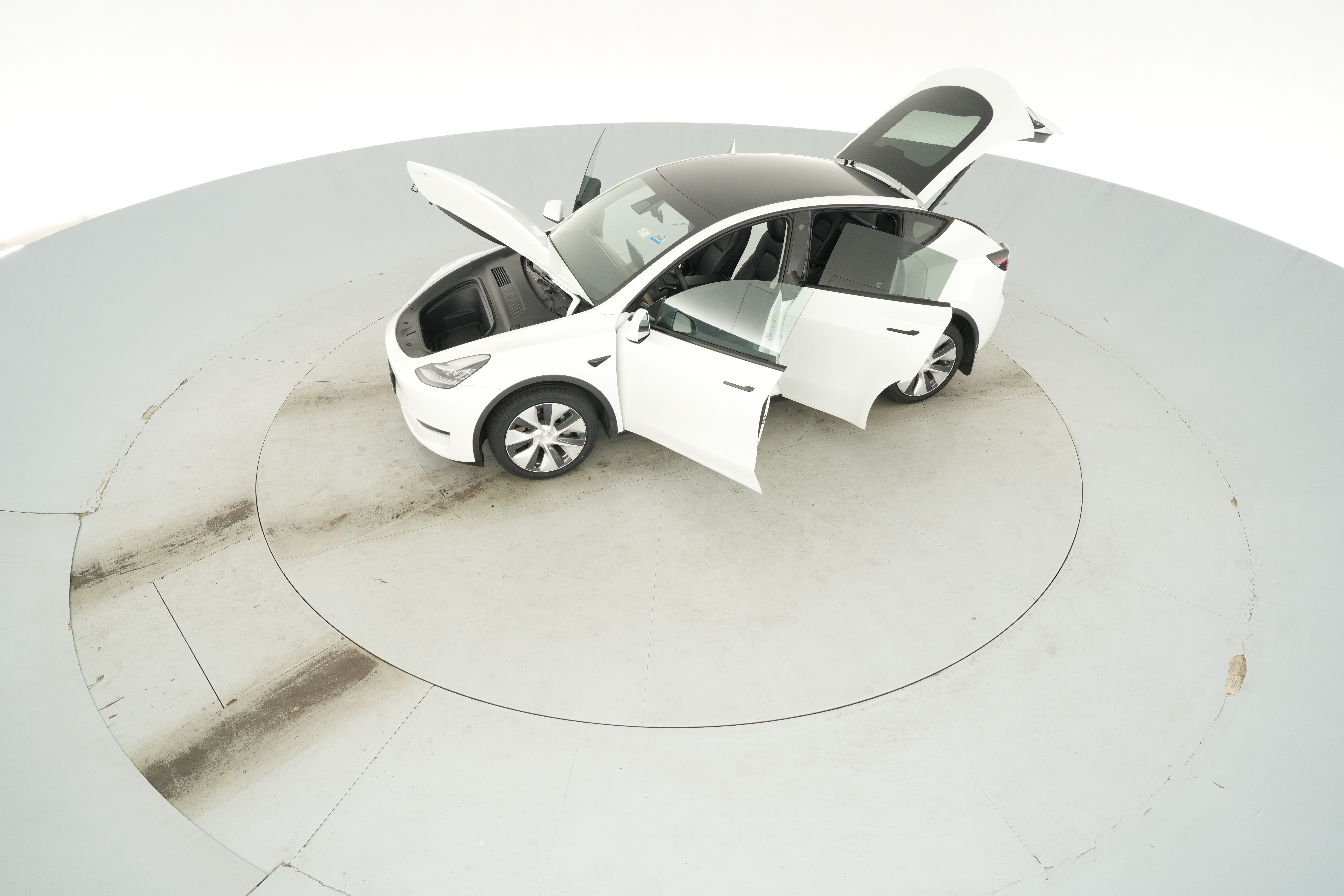 2021 Tesla Model Y Long Range - Photo 47