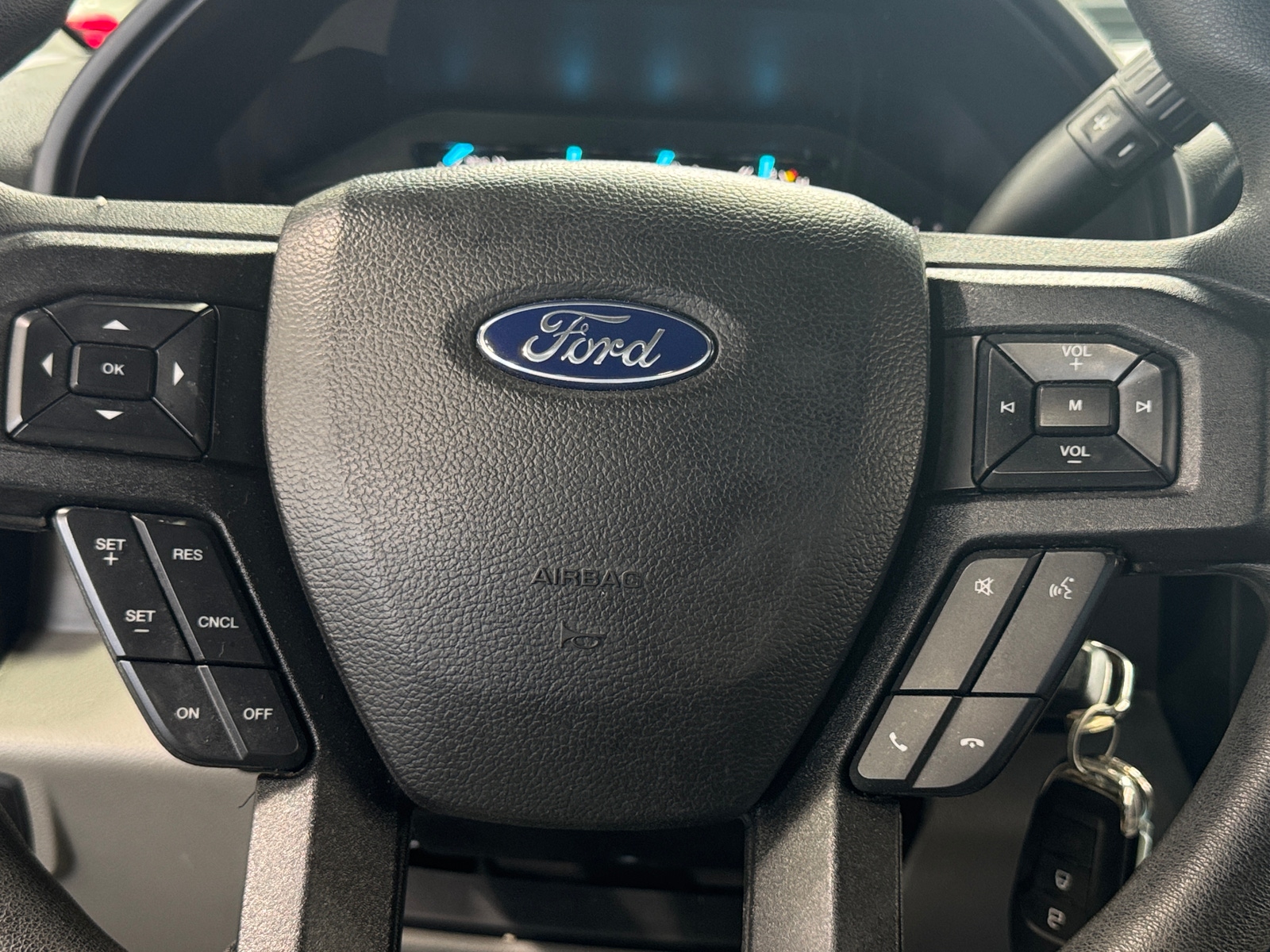 Thumbnail: 2020 Ford Econoline - 5