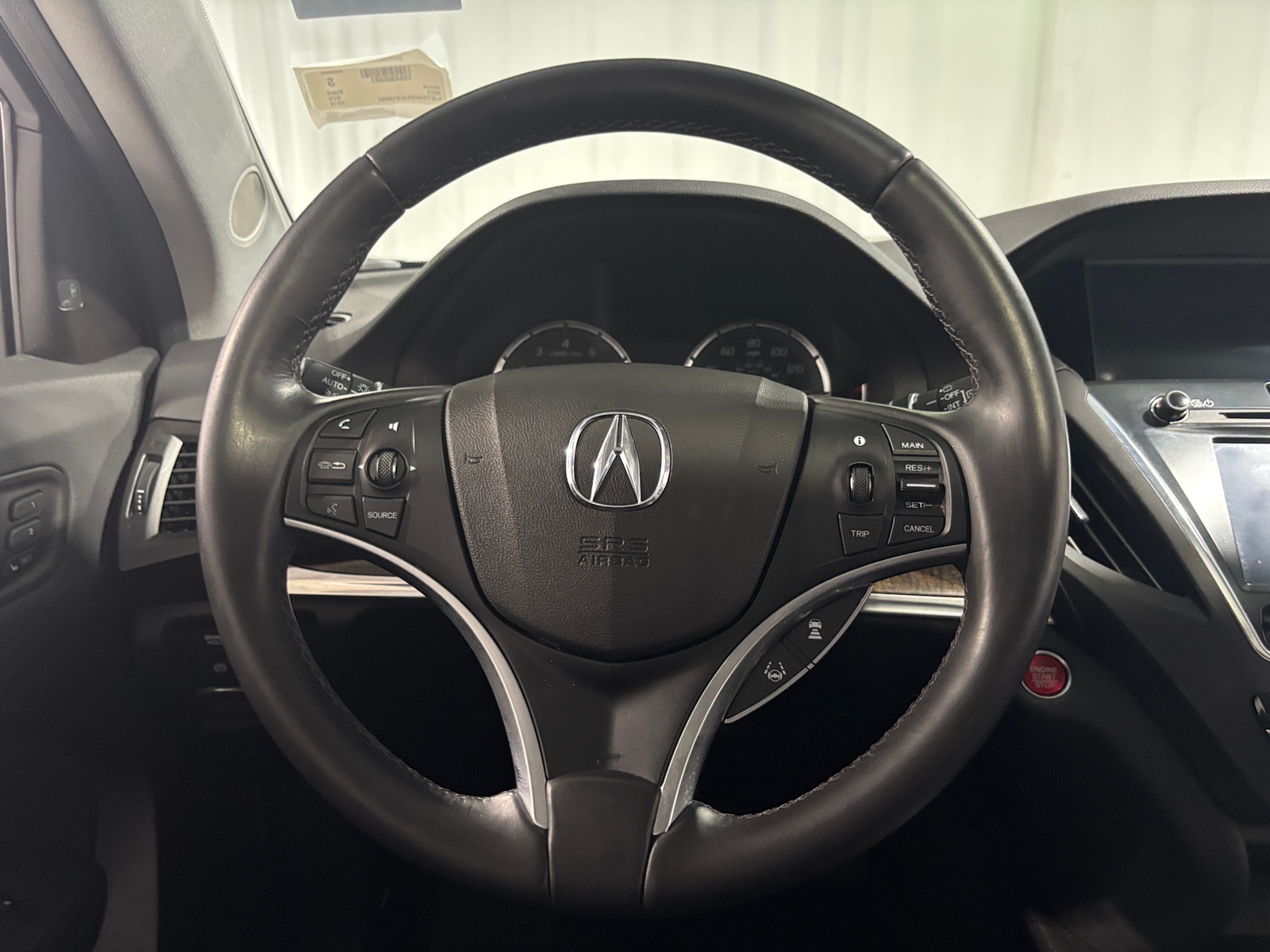 Thumbnail: 2018 Acura MDX - 4