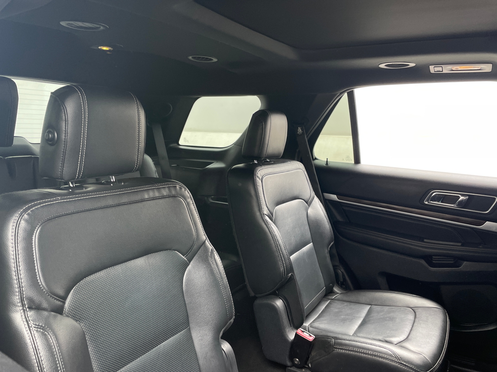 Thumbnail: 2016 Ford Explorer - 5