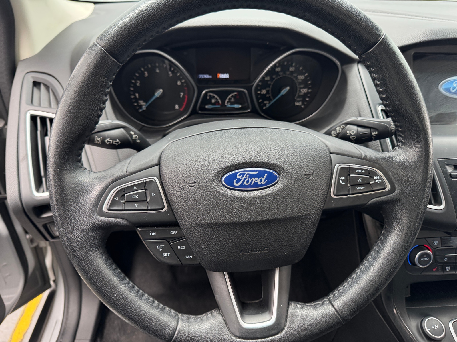 Thumbnail: 2016 Ford Focus - 4