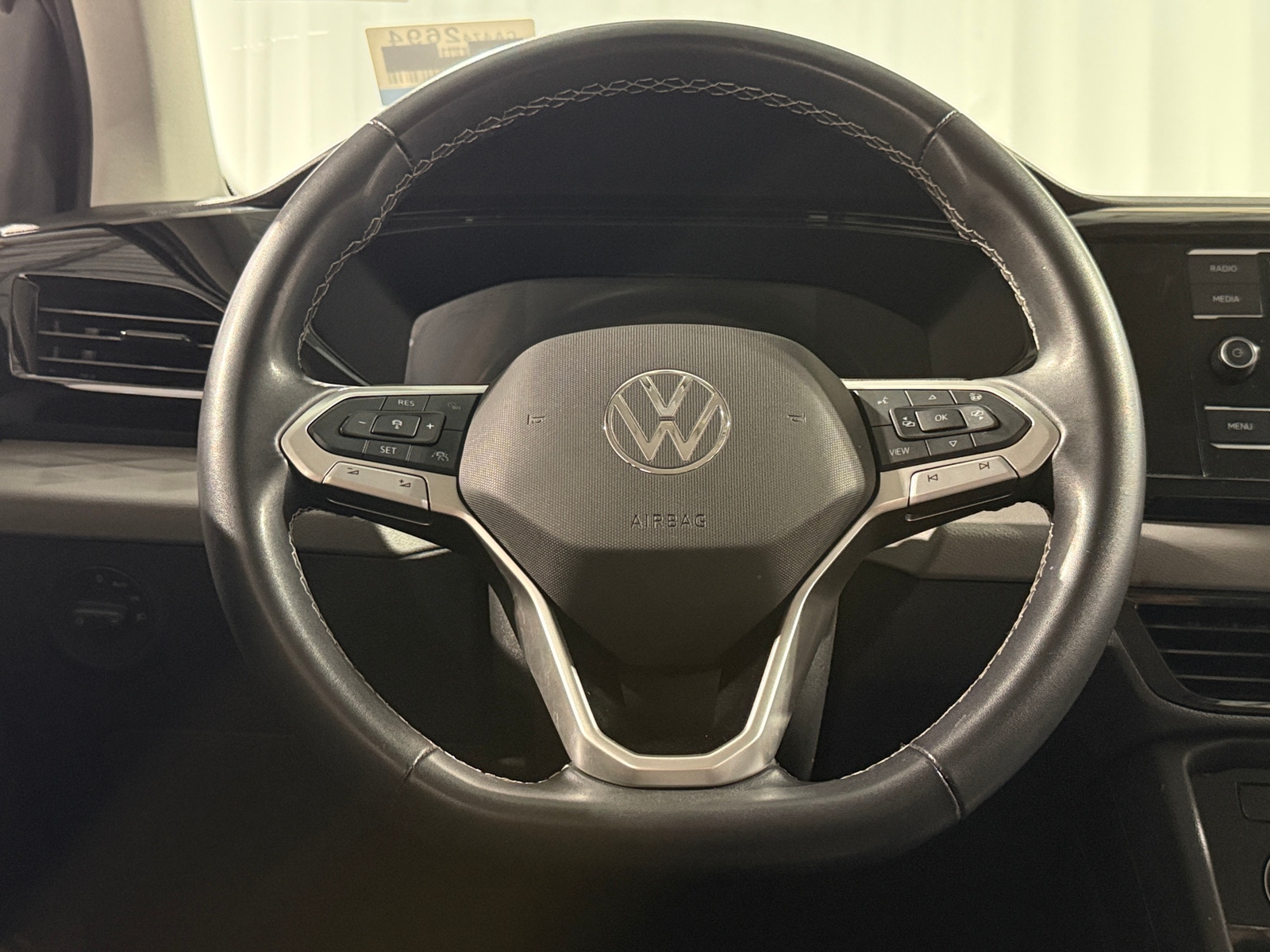 Thumbnail: 2024 Volkswagen Taos - 5