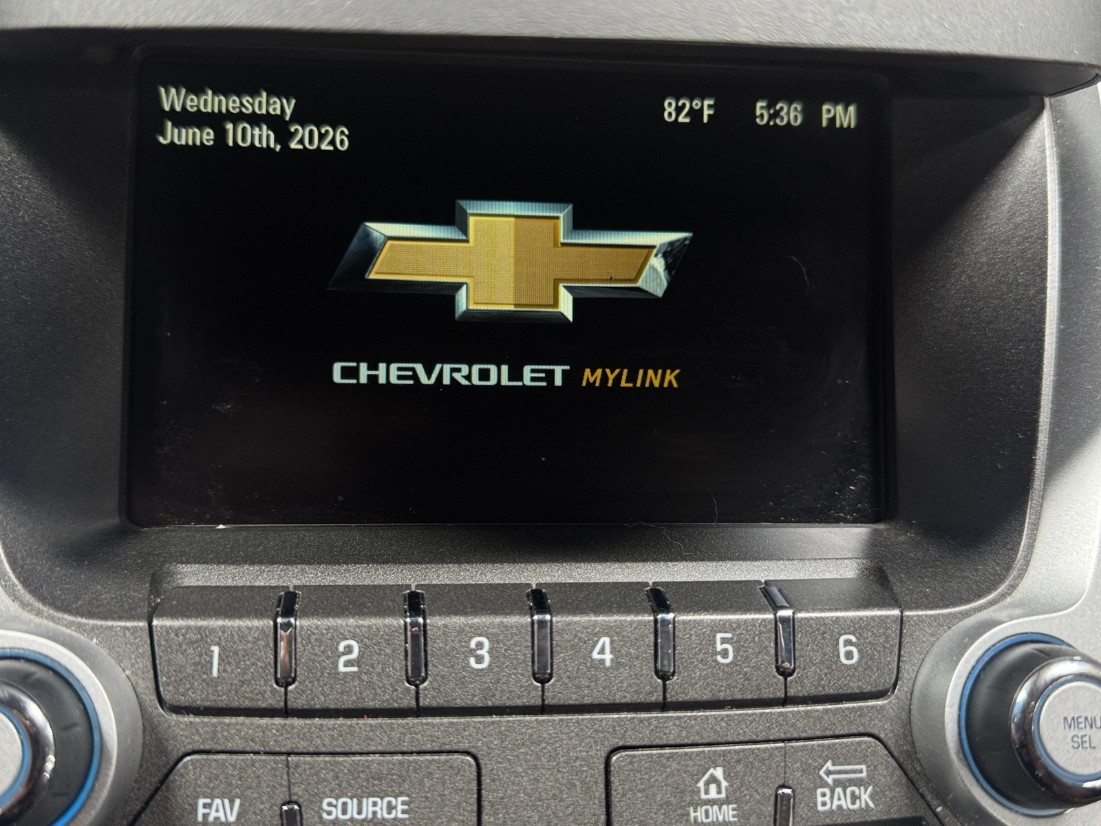 Thumbnail: 2017 Chevrolet Equinox - 3