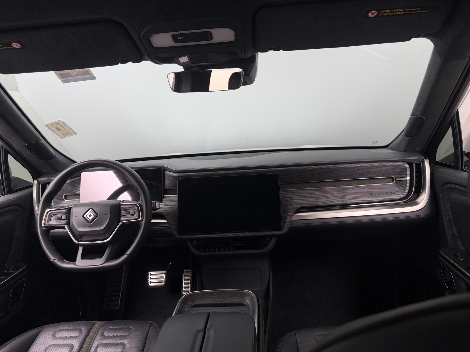 Thumbnail: 2022 Rivian R1T - 2