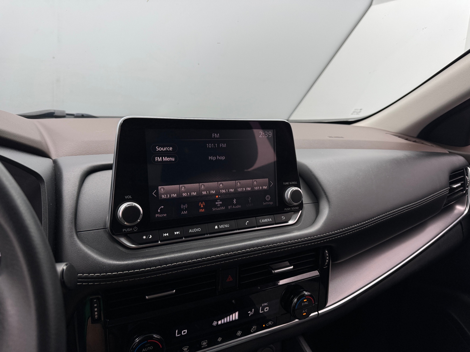 Thumbnail: 2021 Nissan Rogue - 4