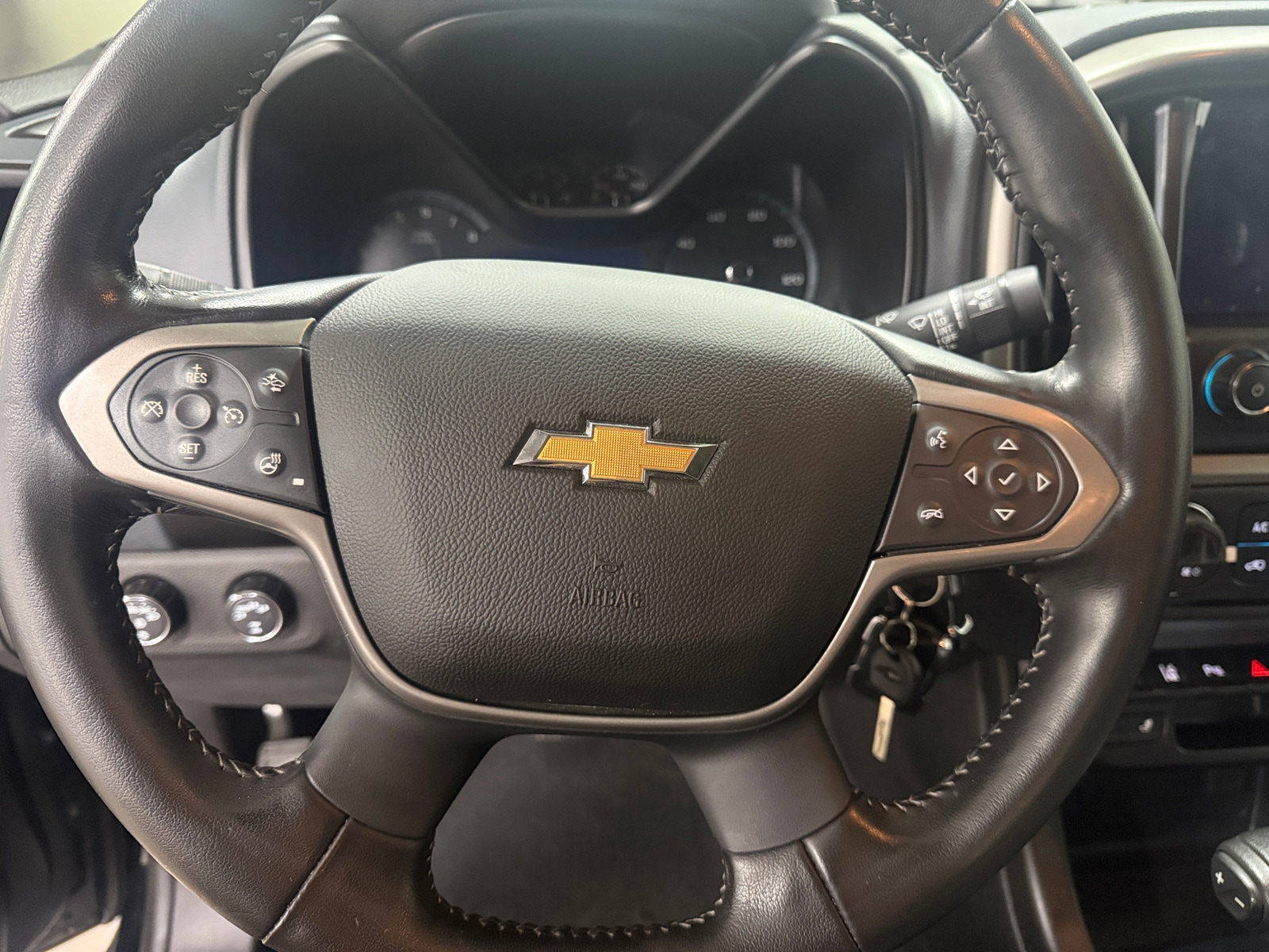Thumbnail: 2021 Chevrolet Colorado - 5