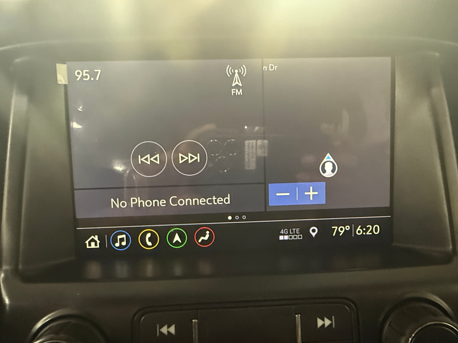 Thumbnail: 2021 Chevrolet Colorado - 4