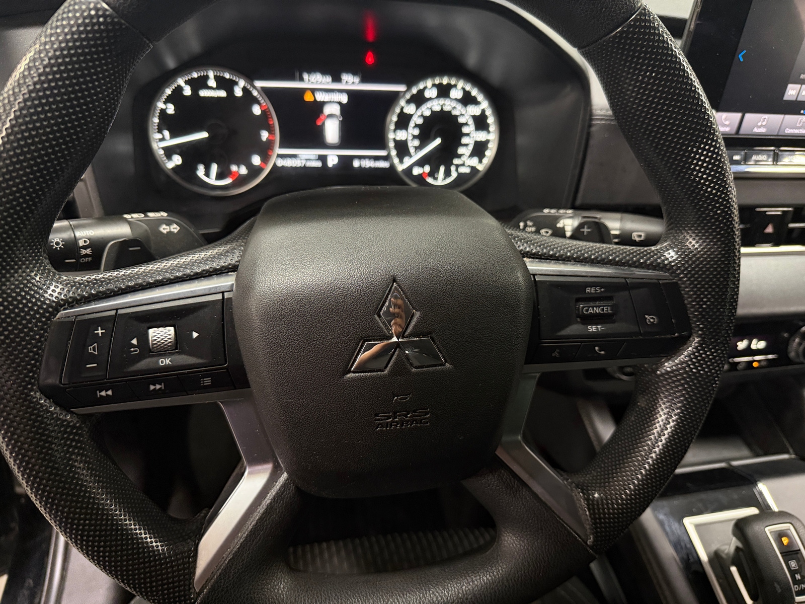 Thumbnail: 2023 Mitsubishi Outlander - 5