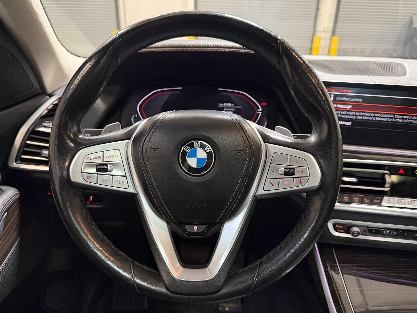 Thumbnail: 2021 BMW X7 - 4