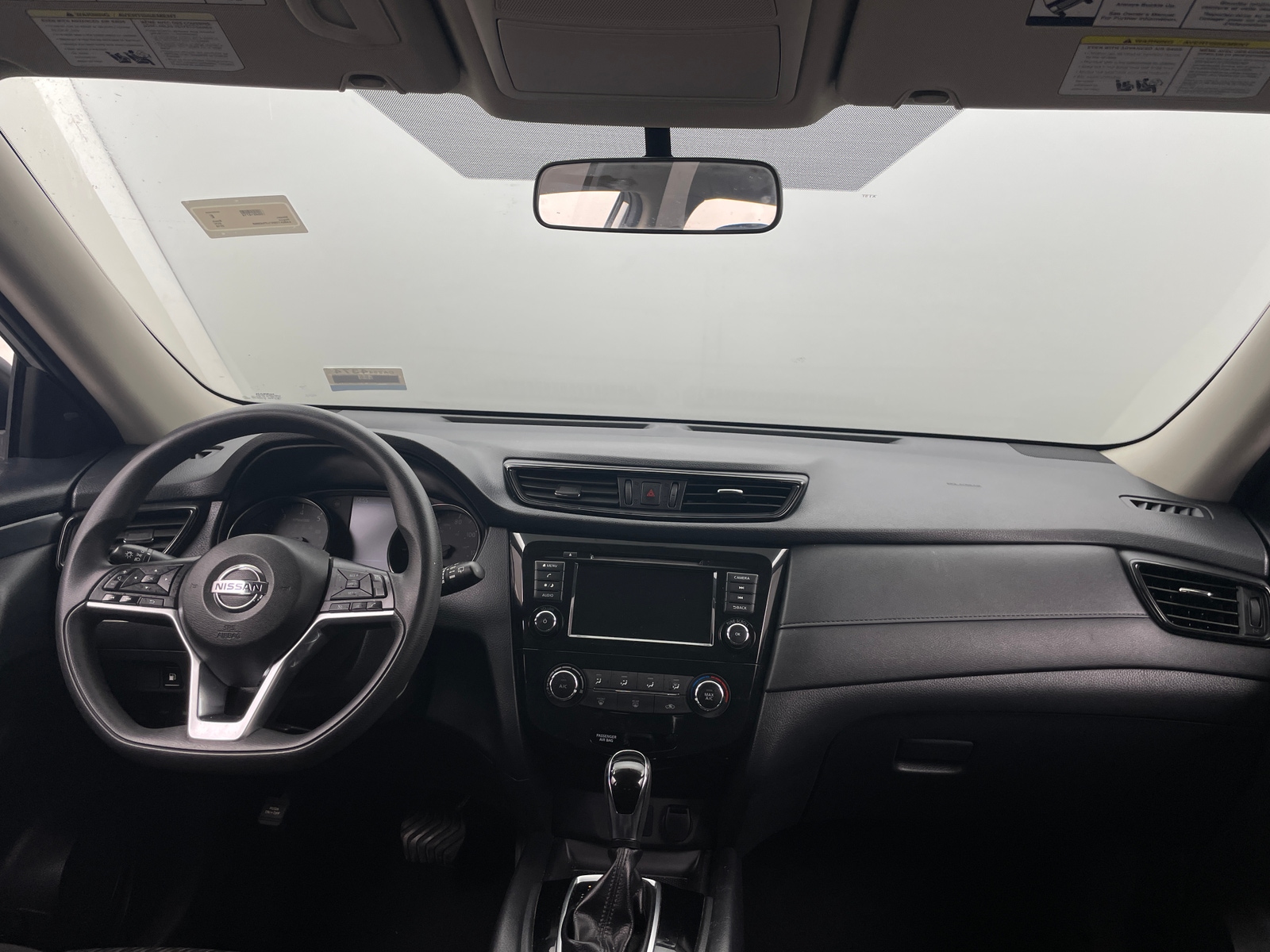 Thumbnail: 2018 Nissan Rogue - 3