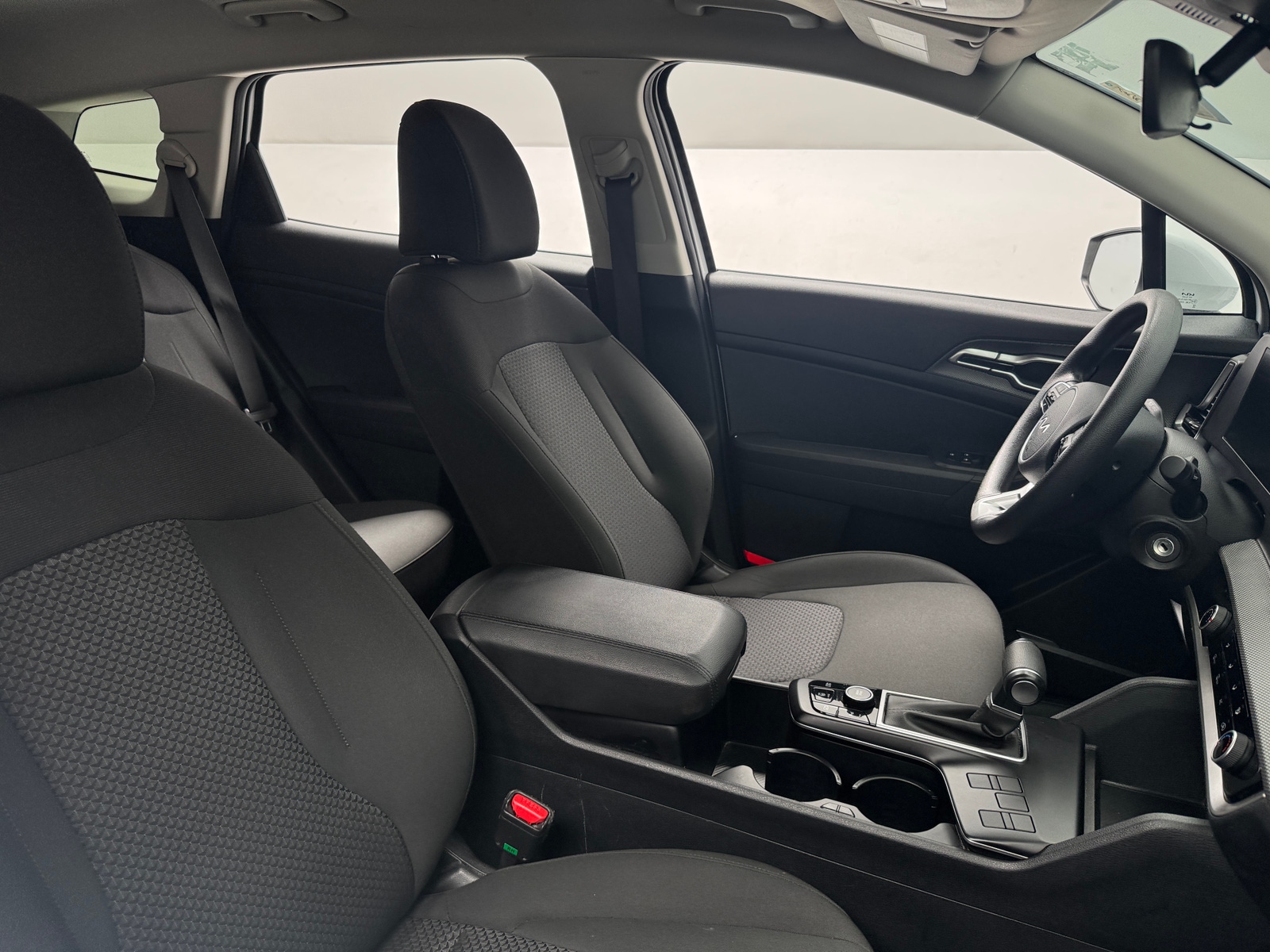 Thumbnail: 2025 Kia Sportage - 2