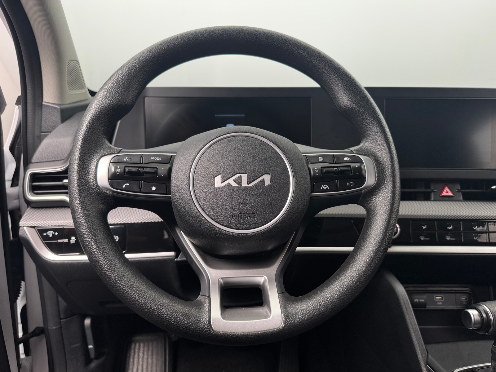 Thumbnail: 2025 Kia Sportage - 5