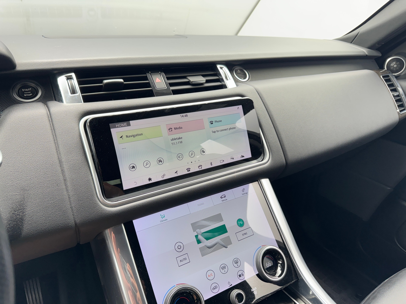 Thumbnail: 2019 Land Rover Range Rover Sport - 3