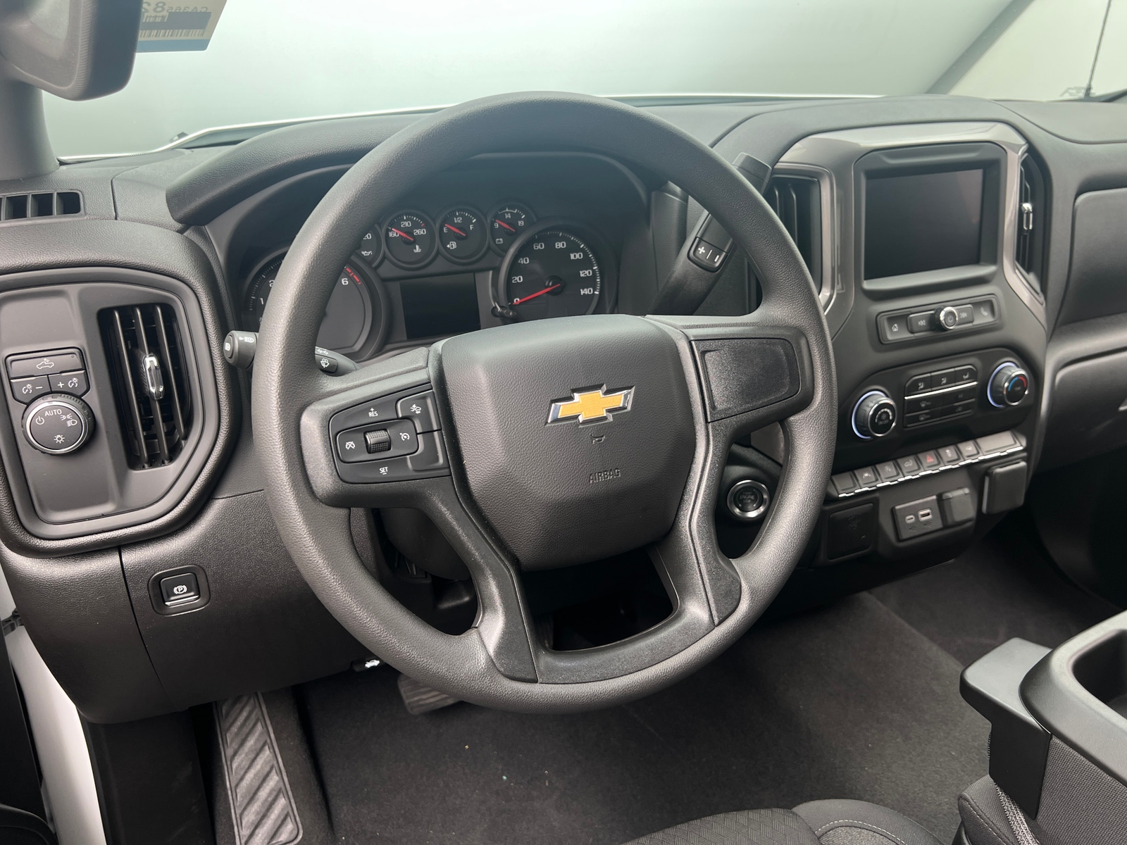 Thumbnail: 2025 Chevrolet Silverado 1500 - 5