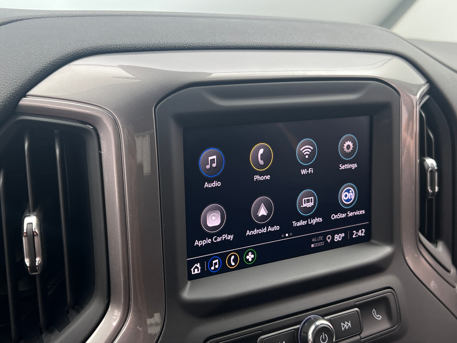 Thumbnail: 2025 Chevrolet Silverado 1500 - 4