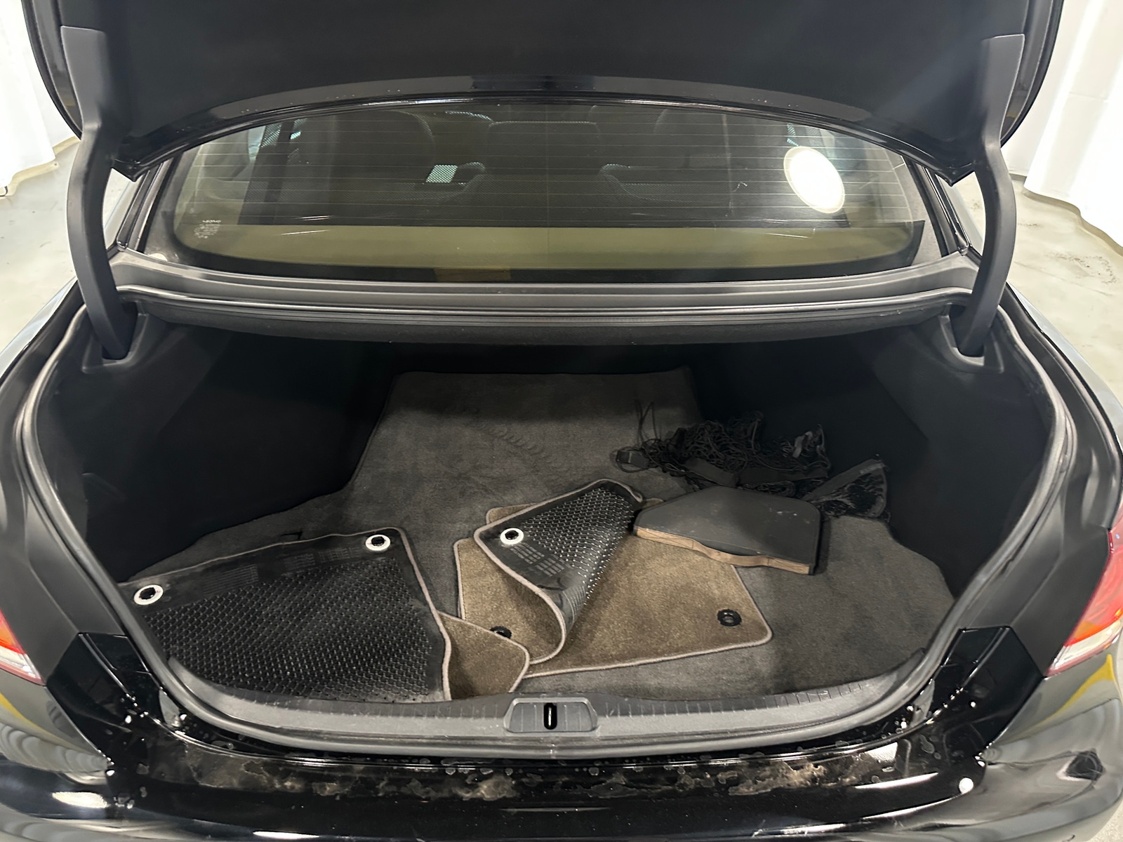 Thumbnail: 2014 Lexus LS - 6
