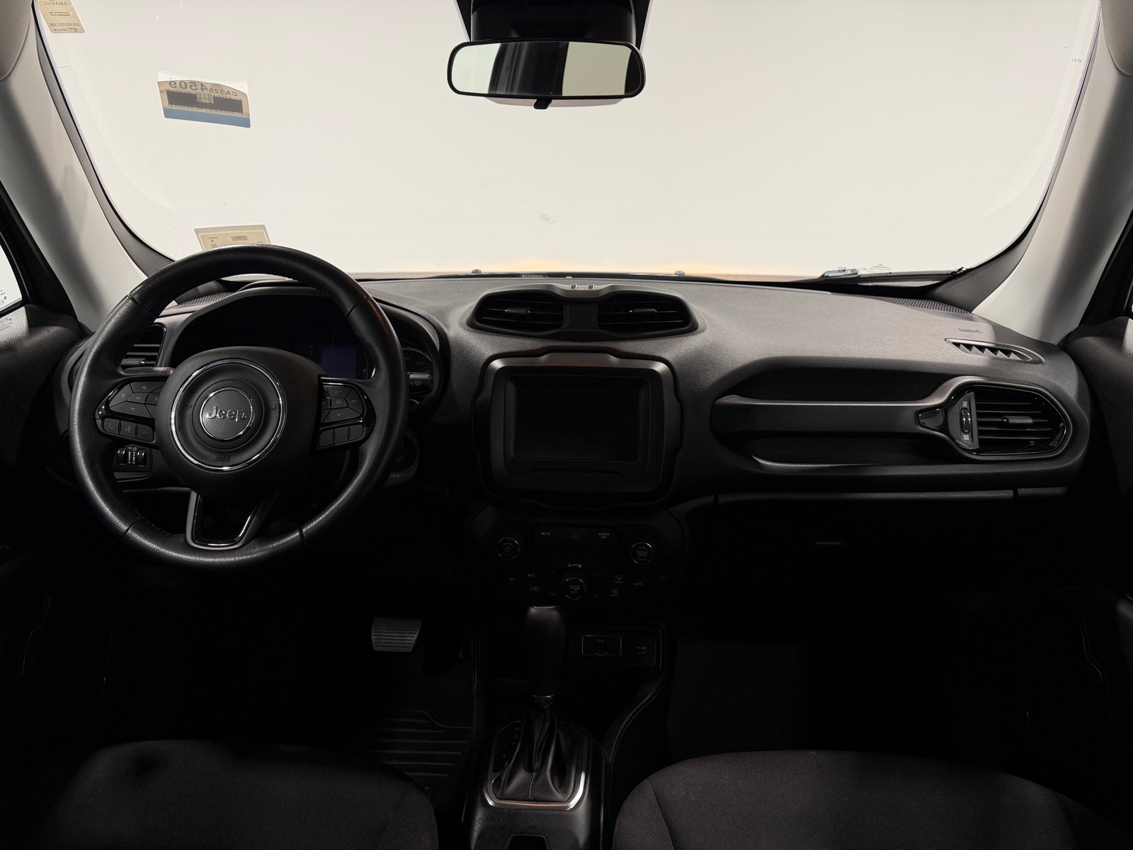 Thumbnail: 2020 Jeep Renegade - 3