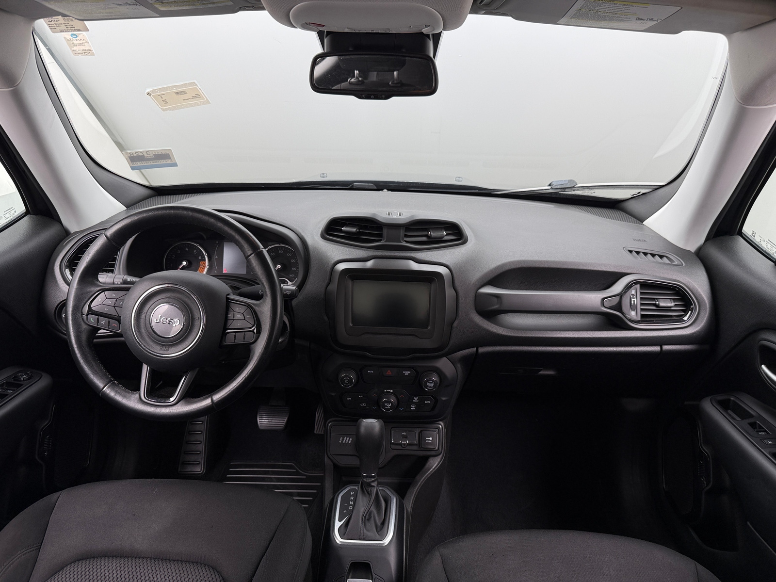 Thumbnail: 2020 Jeep Renegade - 3